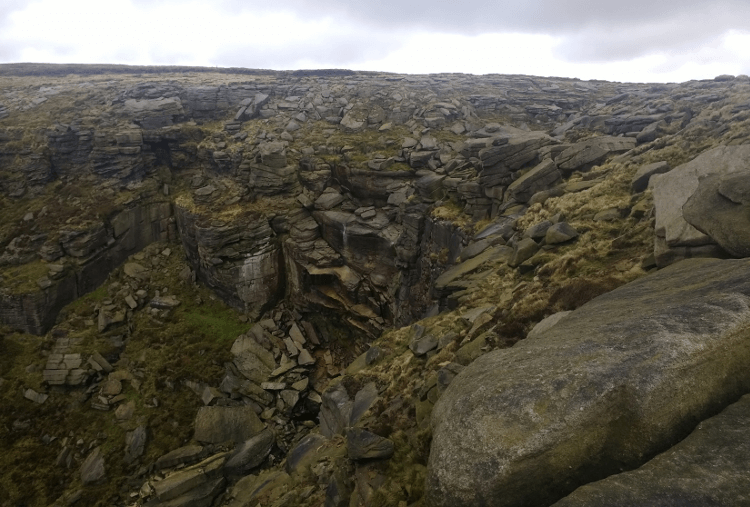 The dramatic cliffside of Kinder Downfall.